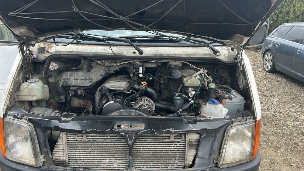 Volkswagen LT frigorific cu lift