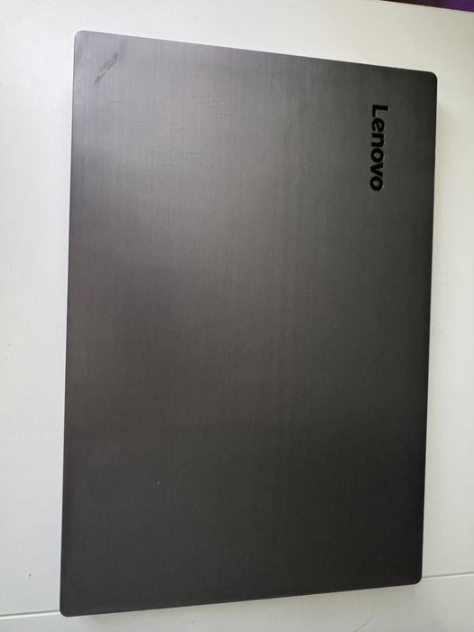 Vand Laptop Lenovo i5 8250U 3.4GHz 12GB DDR4 SSD 500GB NVME