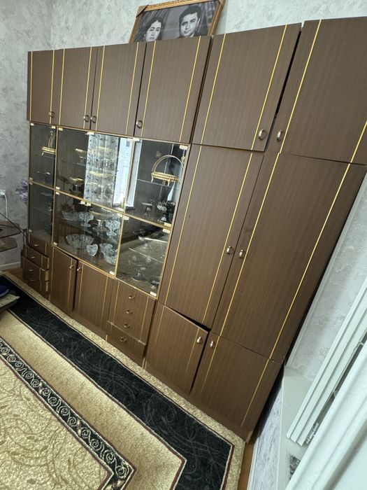 продаётся стенка с подставкой для телевизоора