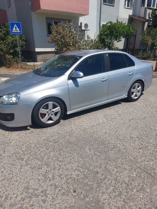 Vând  Volkswagen Jetta
