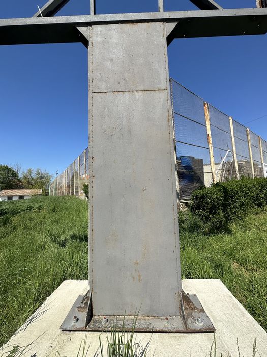 Продавам двустранен билборд - 4х3м - Бургас