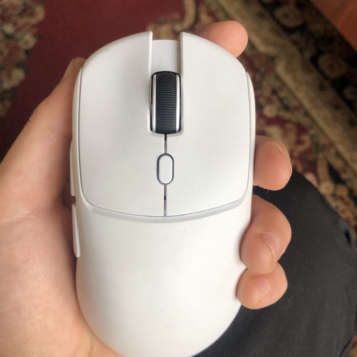 Продам мышьку GS02