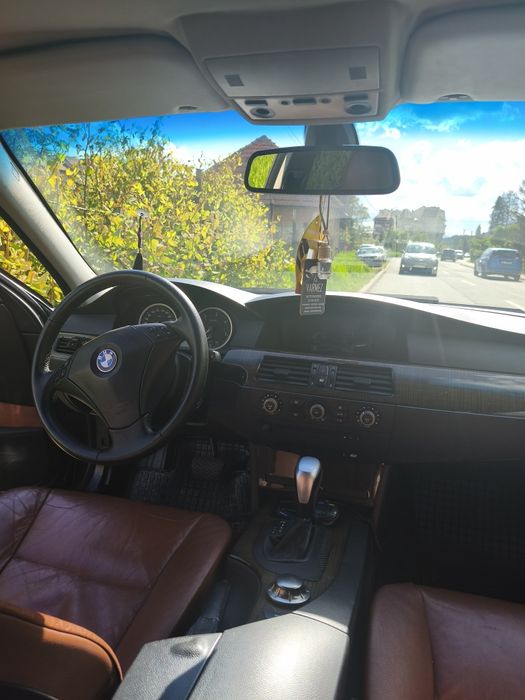 Vând BMW e61 525d