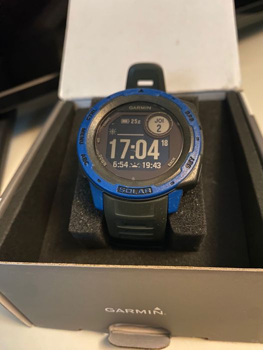 Garmin Instict solar