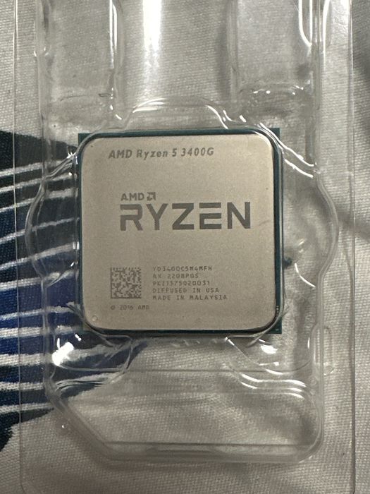Amd ryzen 5 3400g +  cooler pentru procesor