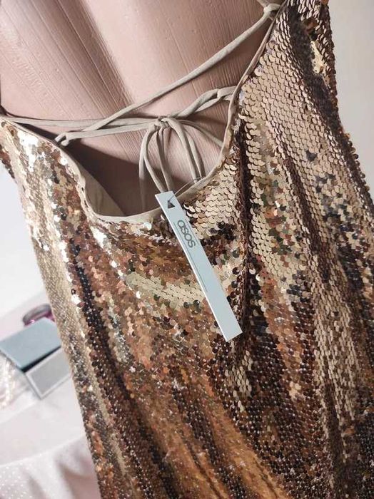 Rochie cu paiete, ASOS cu eticheta