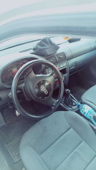 Ауди А3 километраж фулфис,трилъч волан