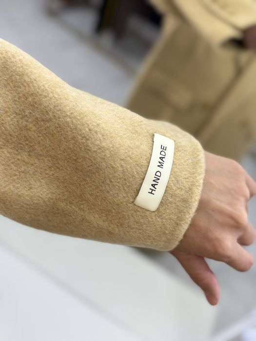 Продам пальто новое