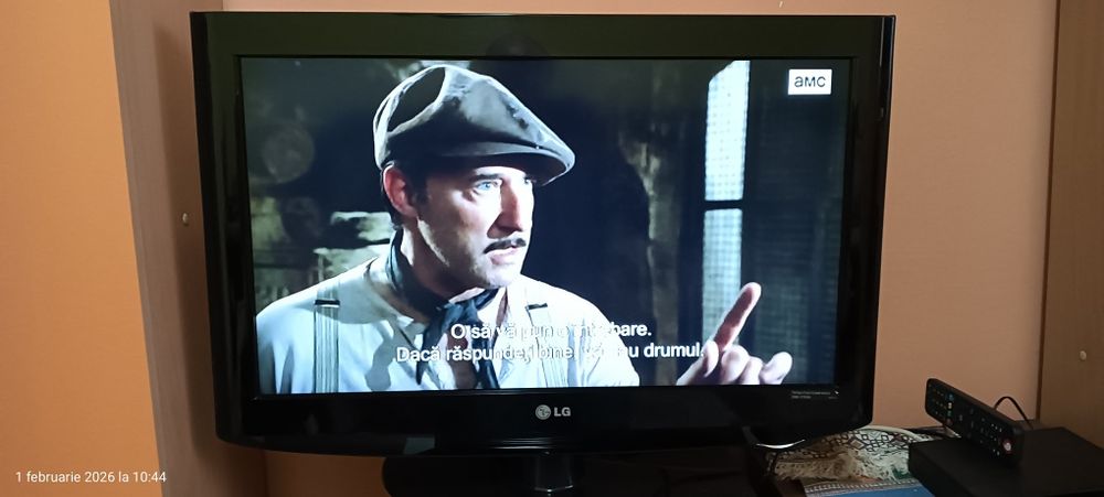 Televizor LG model 26LH2000