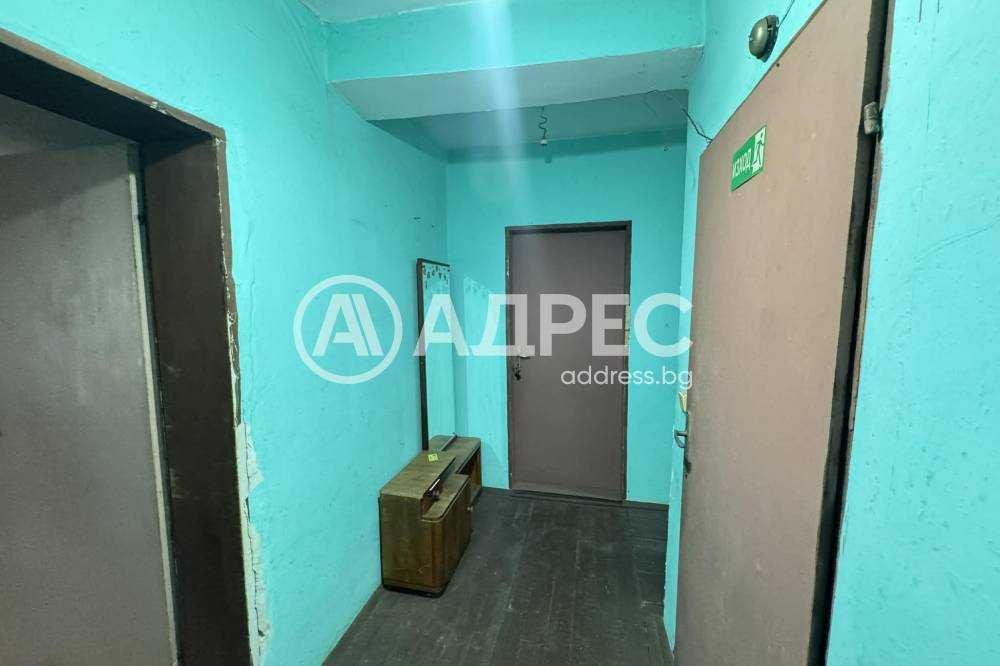 Етаж от къща в град Попово с отлична локация