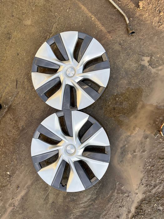 Тасове Tesla 2бр.