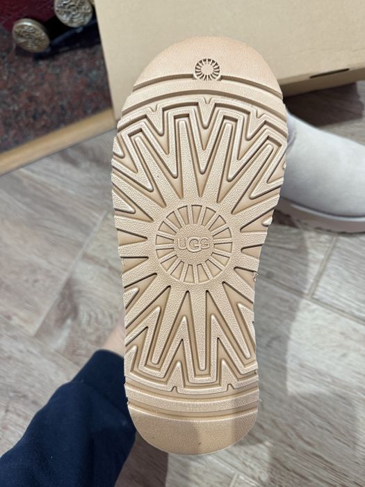 Ugg ultra mini crem 38