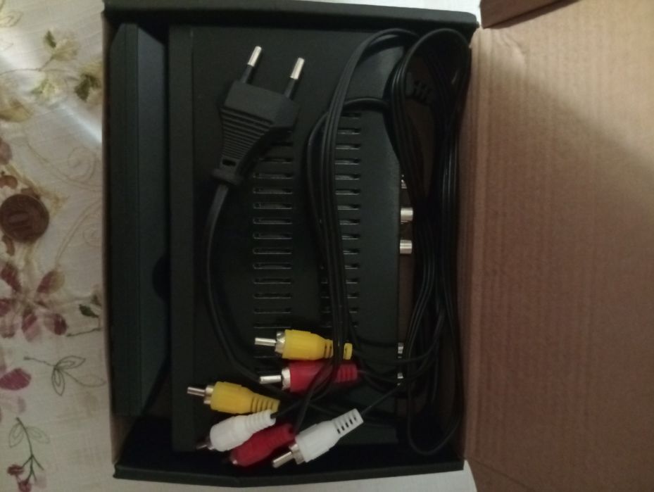 Телевизор- манитор