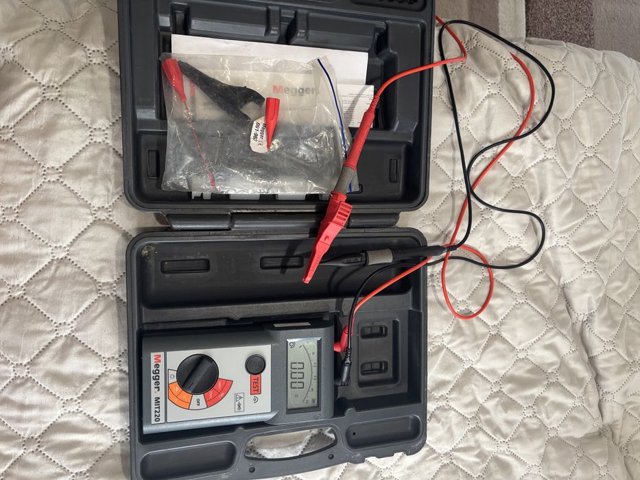 Megger tester MIT220 Намаление