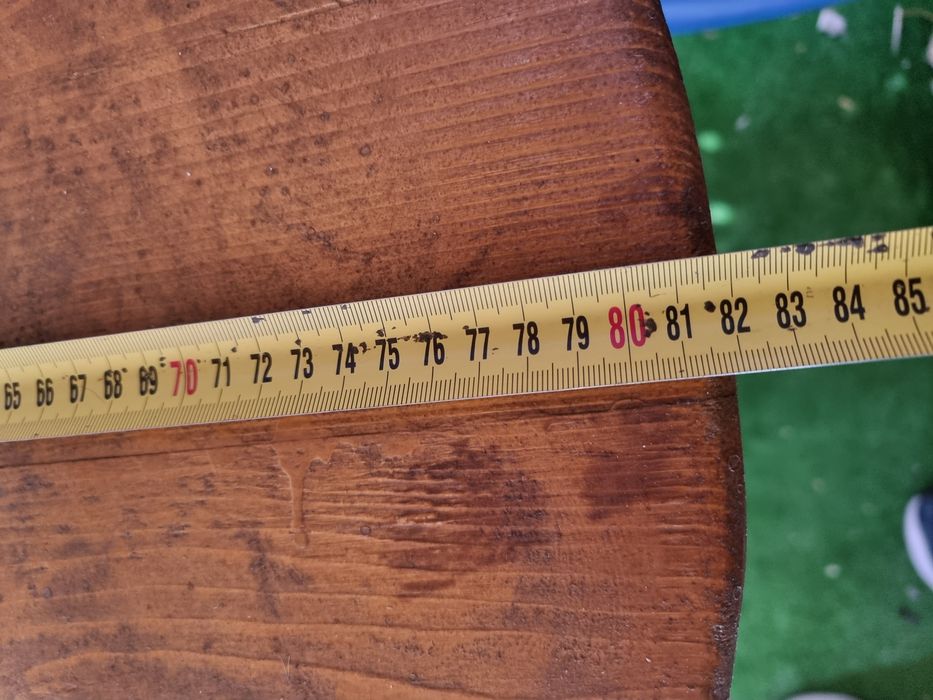 Butoaie 220 litri  , cu blat de 80 cm diametru ,