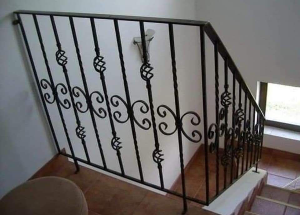 Scari metalice, Balustrada și Balcoane din fier forjat