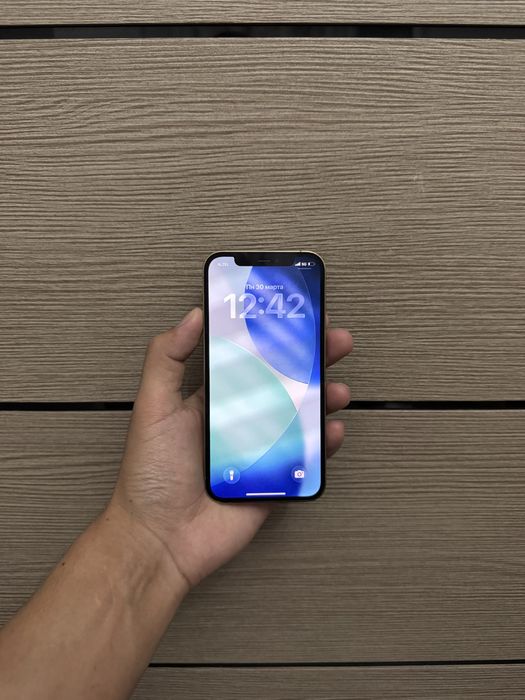 Айфон 12 про без ремонта