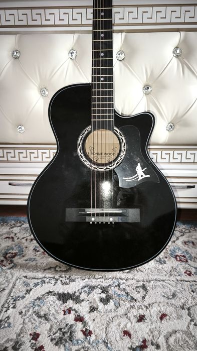 Гитара акустическая