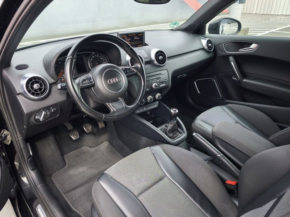 * Audi A1 Sportback Bose Edition * Bi-Xenon - Led * Navi * 178.000km *