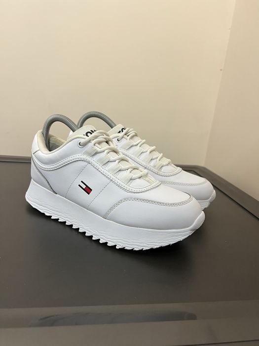 Оригинални маратонки Tommy Jeans 39 номер