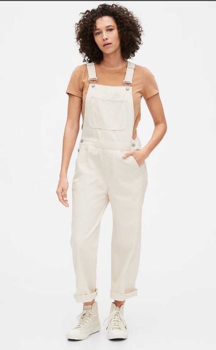 Новый белый джинсовый комбинезон GAP, размер XL (54/58)