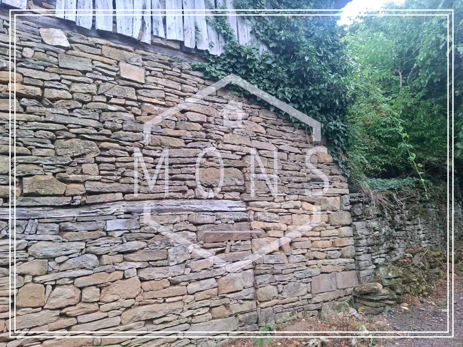 Къща в Габрово, област-с.Царева ливада площ 120 цена 27064