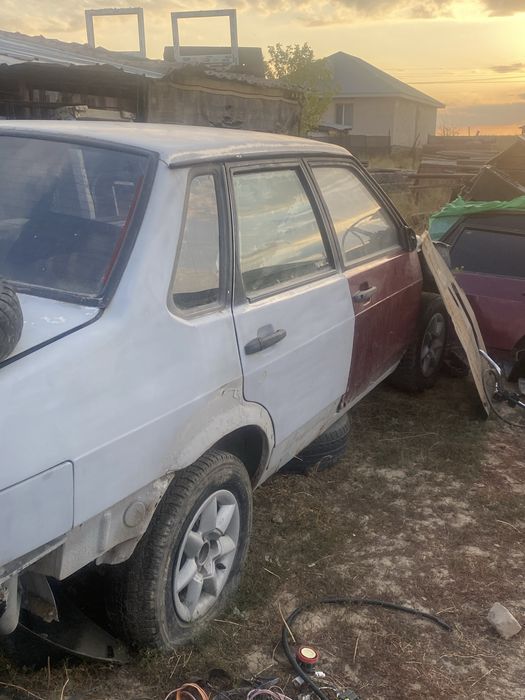 продаётся 21099,под проект,ходовка новый