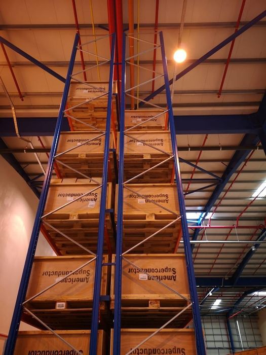 Rafturi discaunt  50 % impecabile