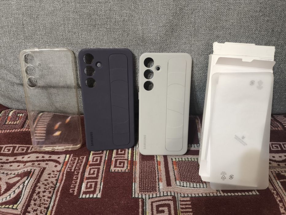 Продам три чехла для Samsung Galaxy S24+