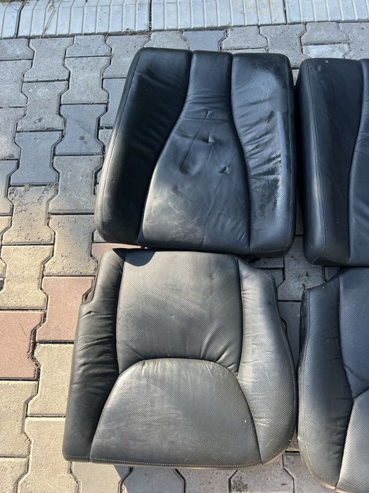 Продам сиденья на w 220