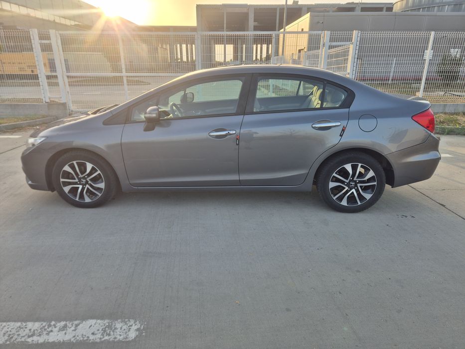 Honda Civic 1.8 i-VTEC 141 CP Automată Gpl