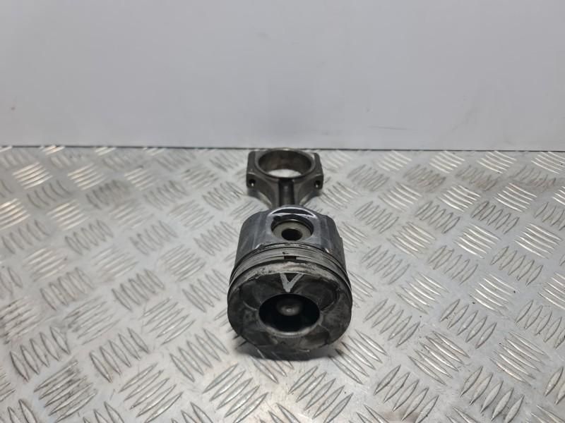 Piston cu biela Opel Movano 2.5 dCi G9U-650; G9U-630; G9U-632