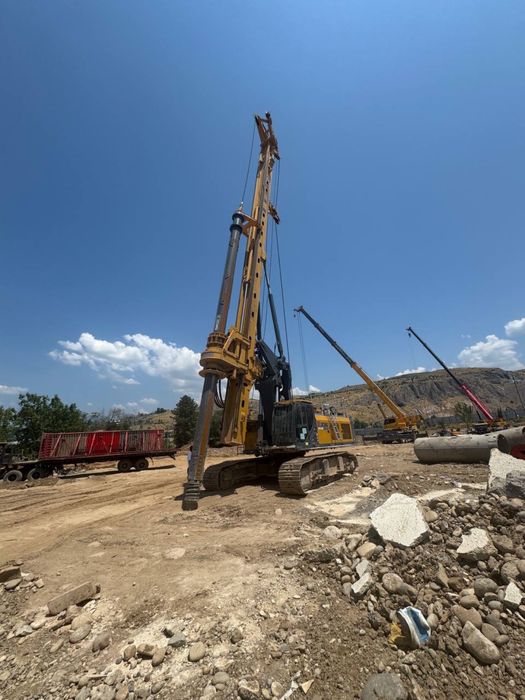 Продам буровую установку XCMG XR240E