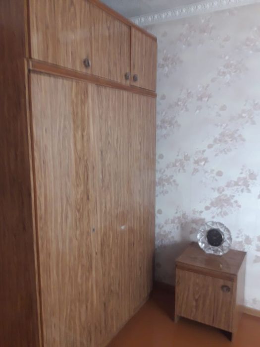 Продам тумбочки прикроватные