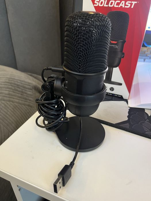 микрофон HyperX Solocast