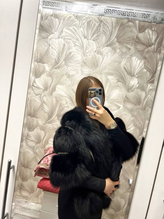 Меховая накидка,со стразами этикеткой