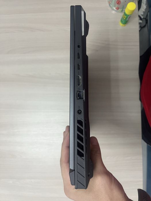 ASUS ROG Strix G614J