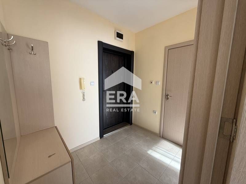 Двустаен апартамент с панорамна гледка в жк Владиславово град Варна