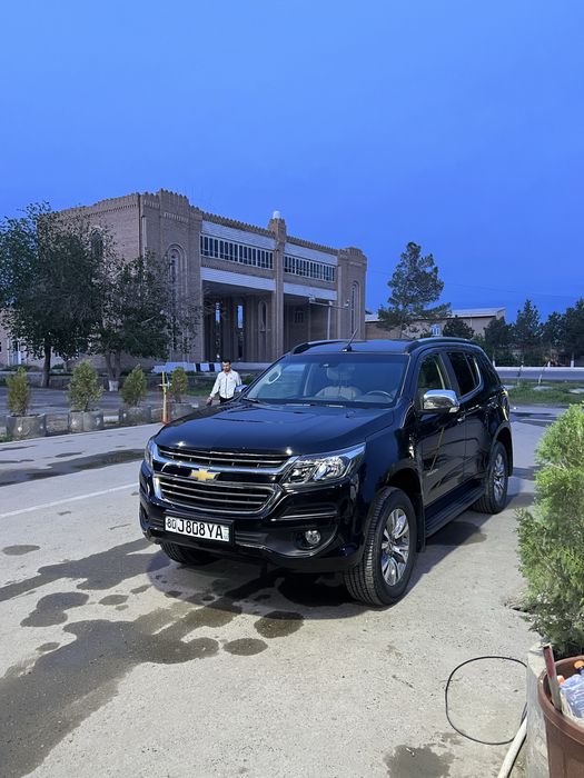 Продаю шевроле треблейзер