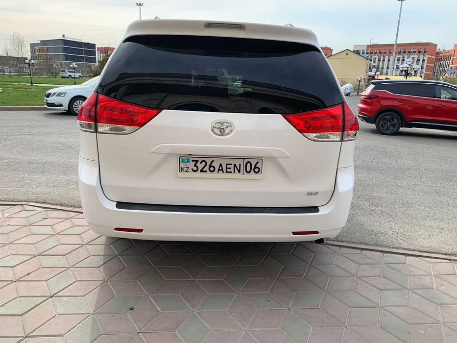 Аренда авто  минивен.