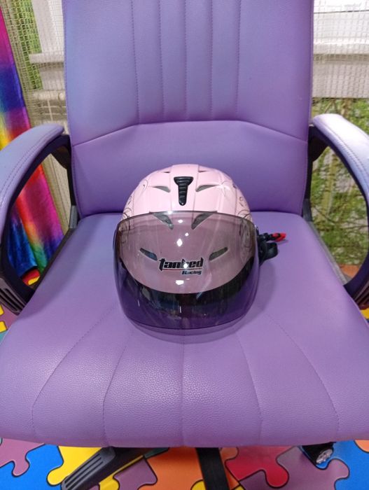 Шлем-каска для мотоцикла