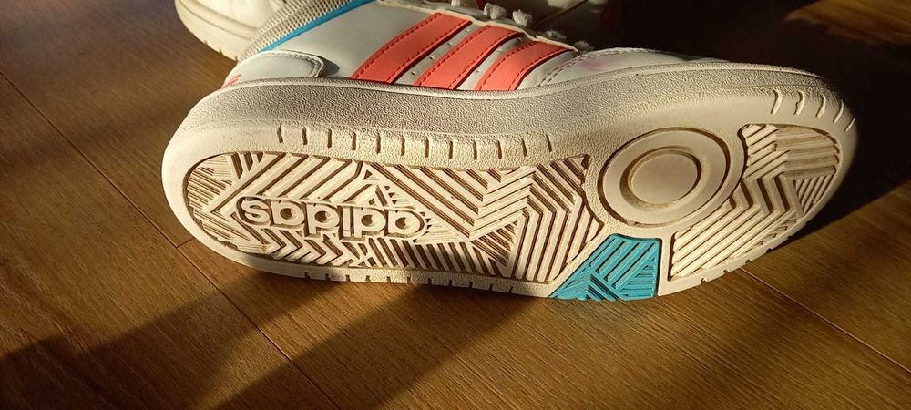 ADIDAS HOOPS MID 3.0 K copii - 34eu