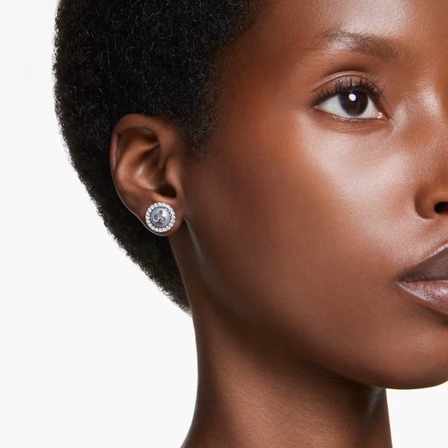 Обеци сваровски ( Swarovski)  /чисто нови с гаранция/