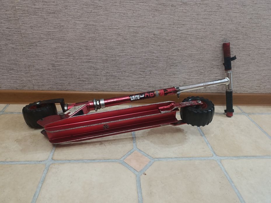 Срочно Продам самокат металлический