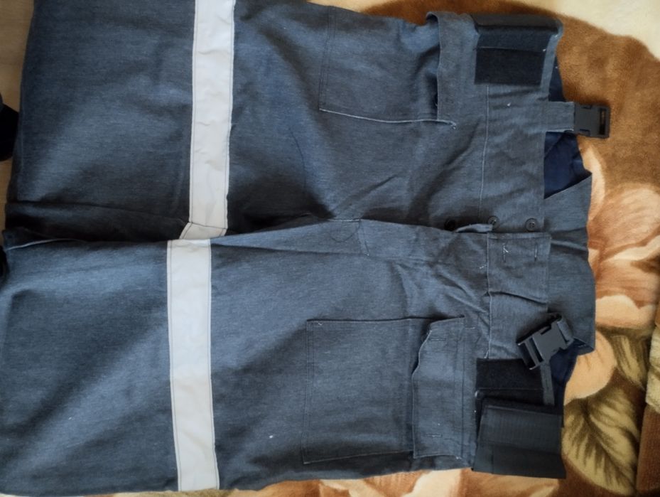 Продам спец одежду