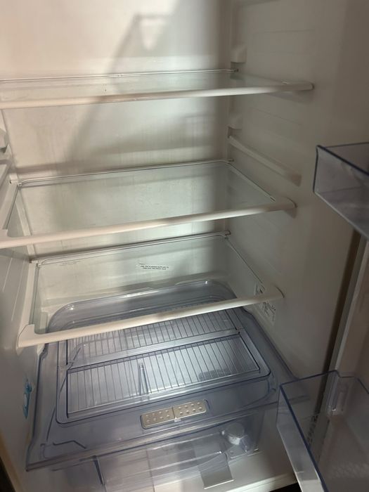 Frigider Beko 306 l capacitate