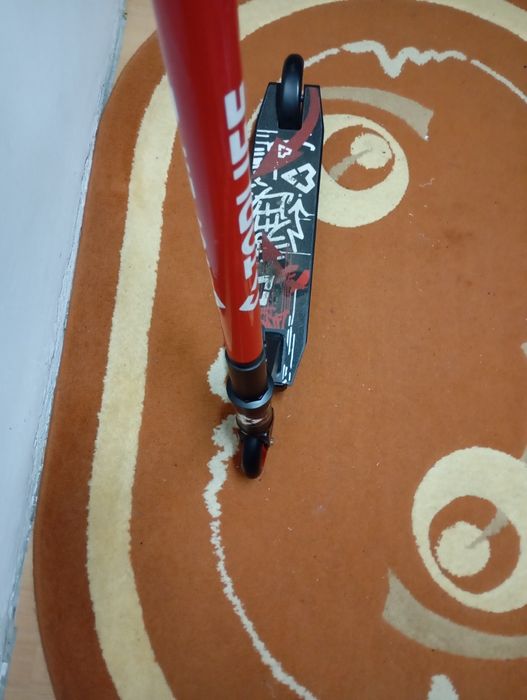 Vând trotineta frestyle