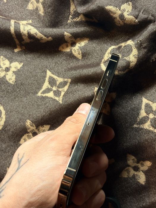 продам iphone 13 pro 128гб