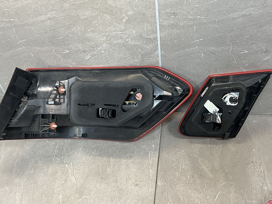 Bi Xenon Фарове и LED Стопове за мерцедес е клас w212