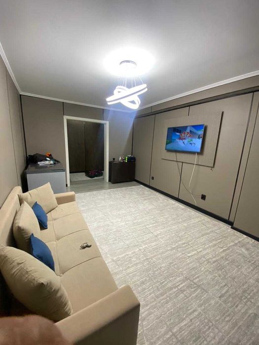 2 - Комн. в 7мкр.     Эмиль Империя